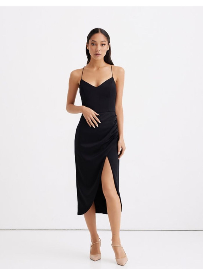 Vestido de fiesta lencero con tirantes