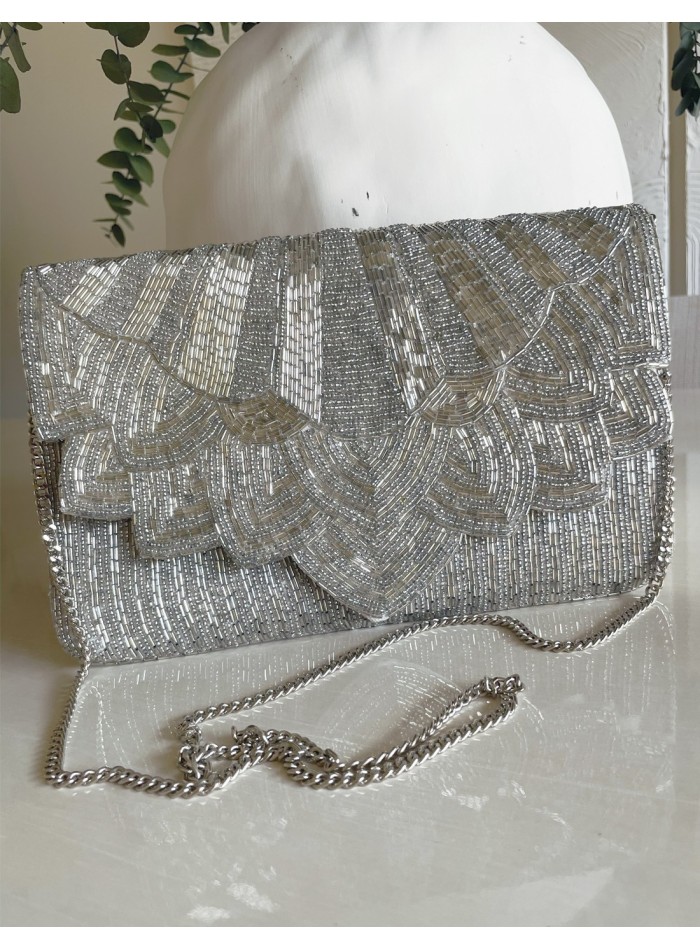 White rhinestone evening clutch for guests