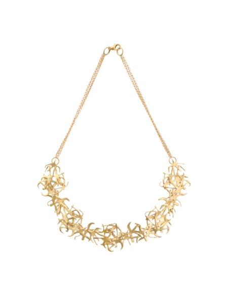 Gold necklace with starfish ornament