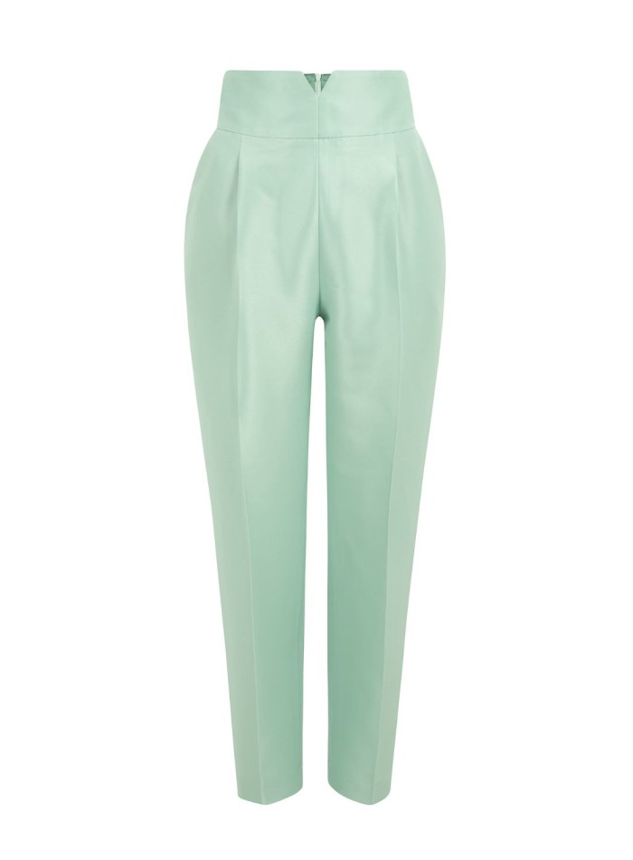 Long trousers with wide waistband and darts