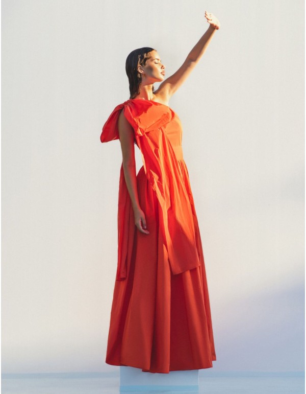 Robe longue de fête orange à encolure asymétrique 2