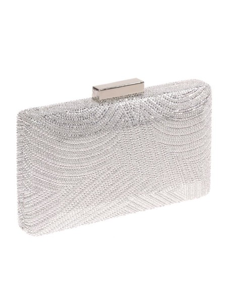 bolso de fiesta en color plata metalizado para invitadas especiales.