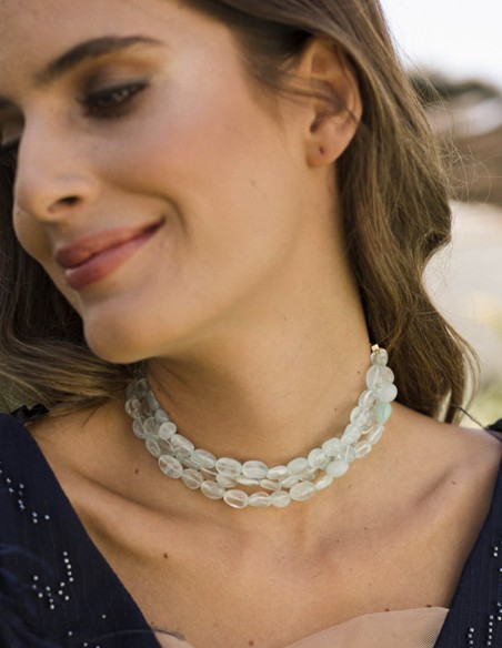 Choker triple con piedras naturales
