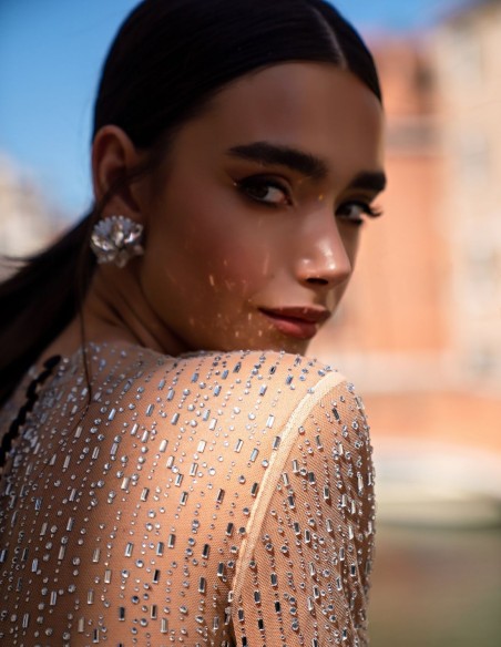 Robe longue de fête avec manches en strass