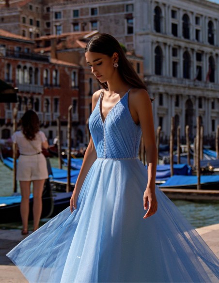 Midi dress with shiny tulle and pleated bodice