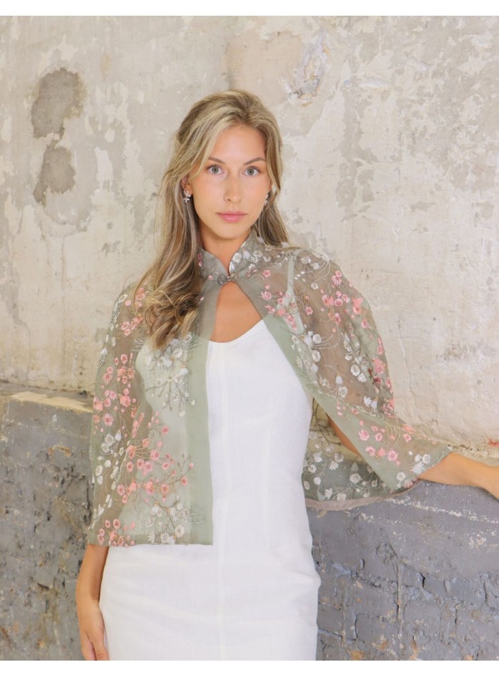 Capa de fiesta corta de organza de seda bordada