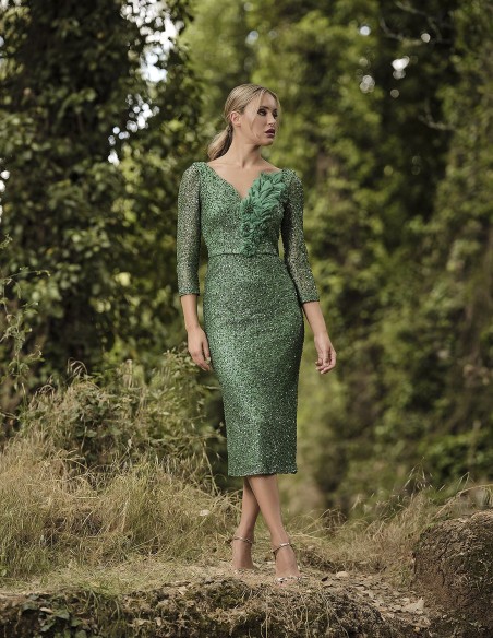 Robe de cocktail avec paillettes et appliques