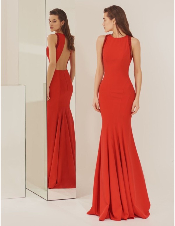 Long red party dress with mermaid cut and open back 2