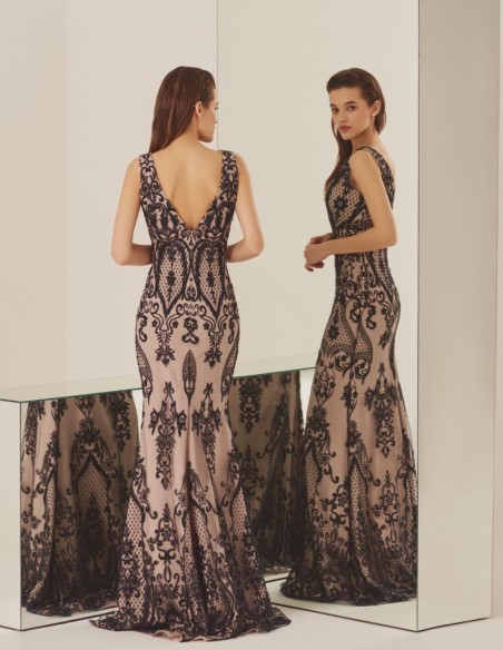 Long party dress with black lace print