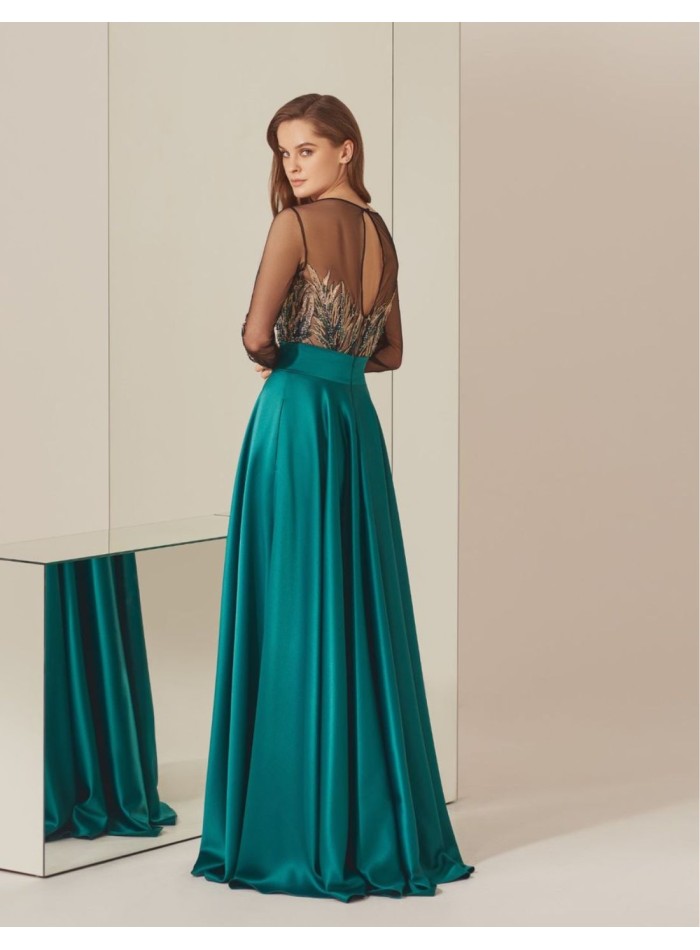 Body en strass turquoise et jupe longue en satin