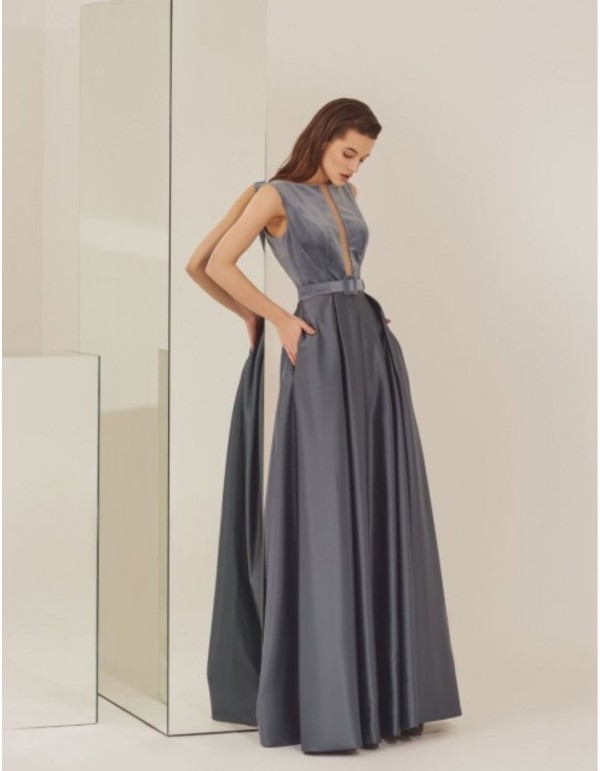 Robe longue combinée sans manches pour la fête