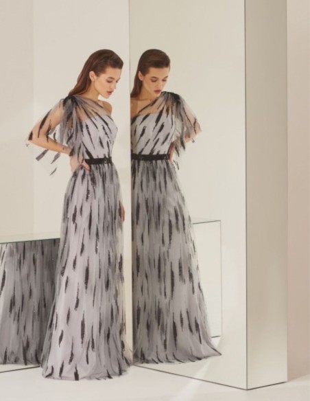 Vestido largo de fiesta asimétrico con tul estampado