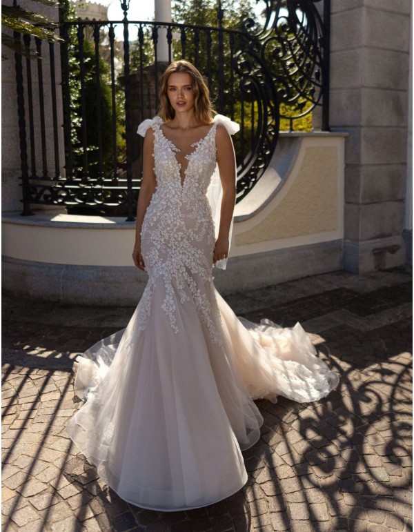 Robe de mariée nude avec décolleté et dos en V, dentelle...