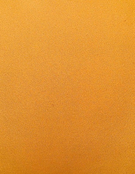 Robe courte de soirée avec détails de Boutonnières dorées