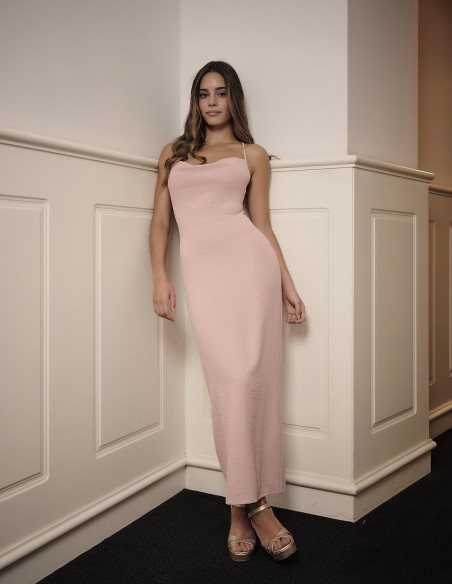 Robe midi rose poudré avec dos ouvert