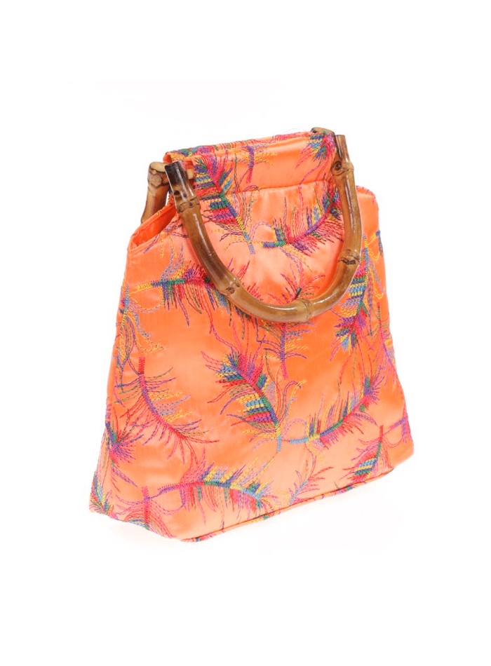 Sac brodé en satin