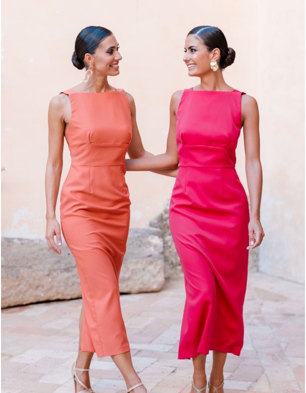 Vestido midi de fiesta sin mangas con espalda descubierta