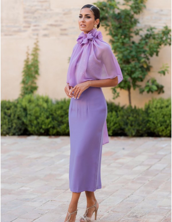 Plain midi party dress combined with sequins and chiffon...