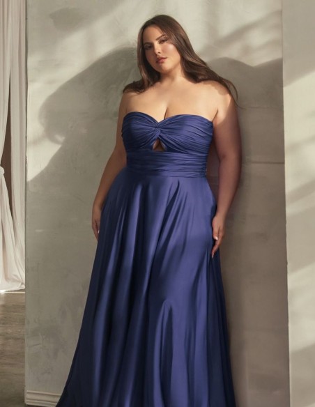 Robe longue de fête en satin avec encolure cache-coeur drapée
