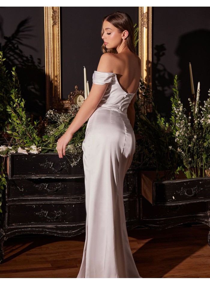 Vestido largo de fiesta con tejido satinado y corsé.