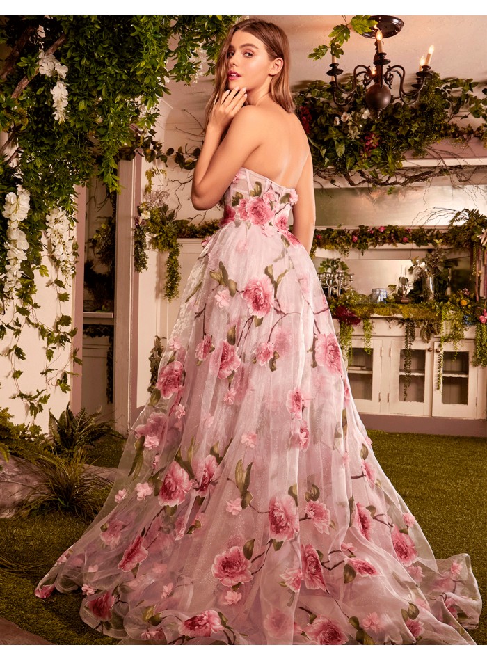 Vestido de fiesta palabra de honor de organza...