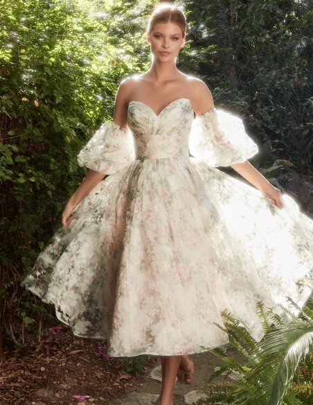 vestido de fiesta midi con estampado de flores azules