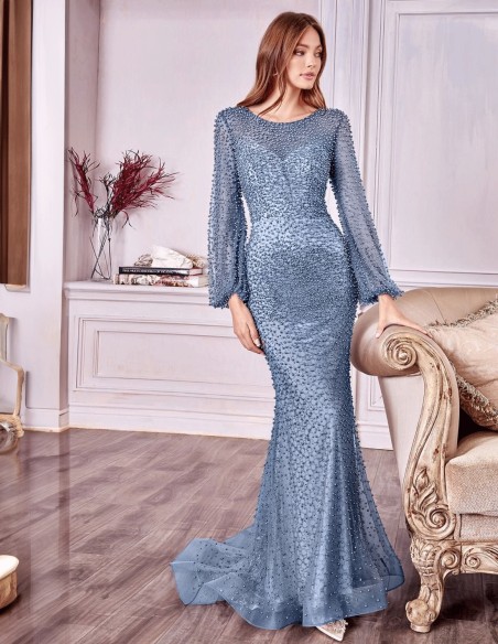 Vestido de fiesta Largo con transparencias cubierto de perlitas