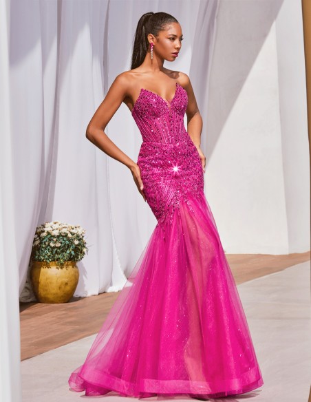 Vestido de fiesta palabra de honor con pedrería bordada