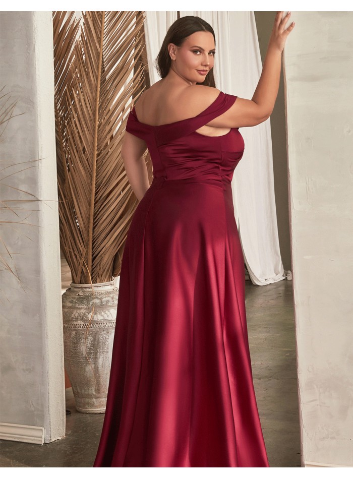Strapless ball gown with embroidered rhinestones curvy