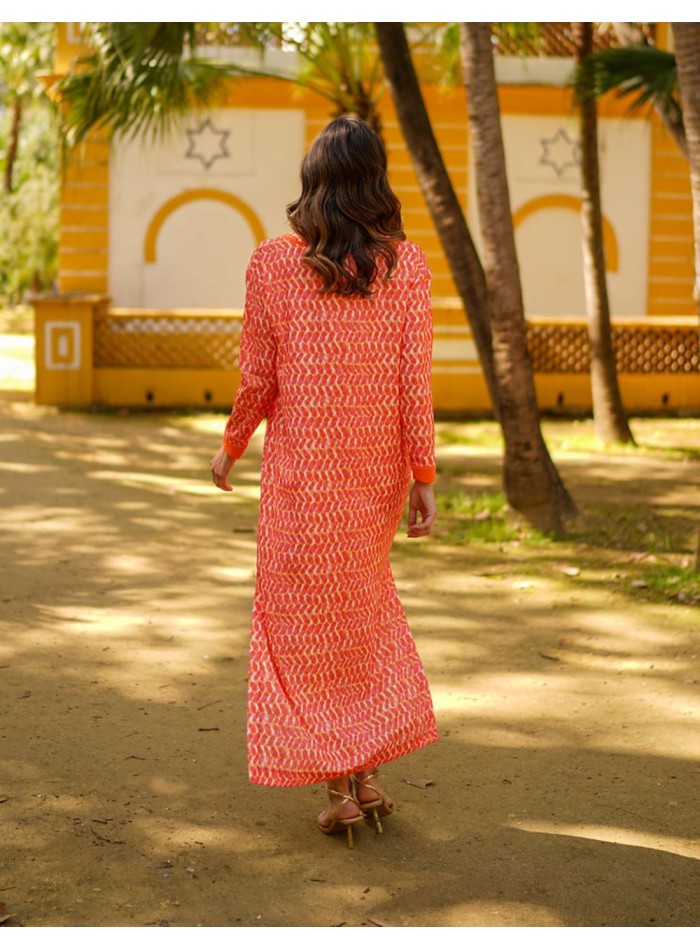 Long sleeved printed kaftan with straight cut