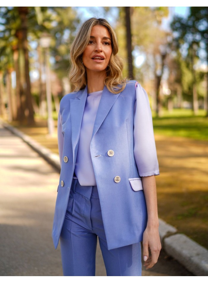 French sleeve satin blouse with gathers on the...