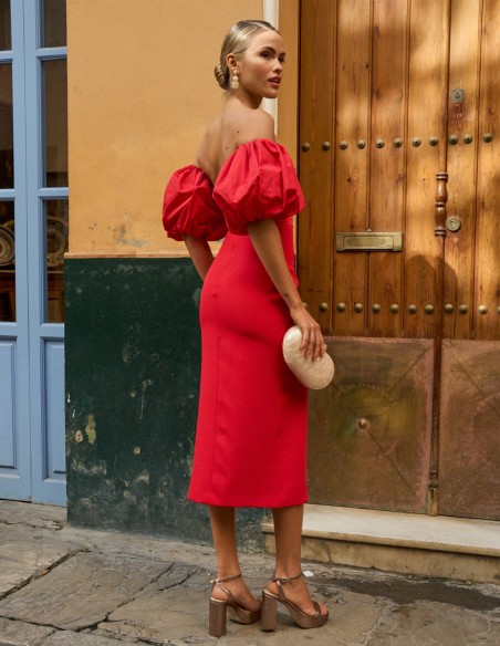 Robe de soirée midi avec manches bouffantes et encolure sans bretelles
