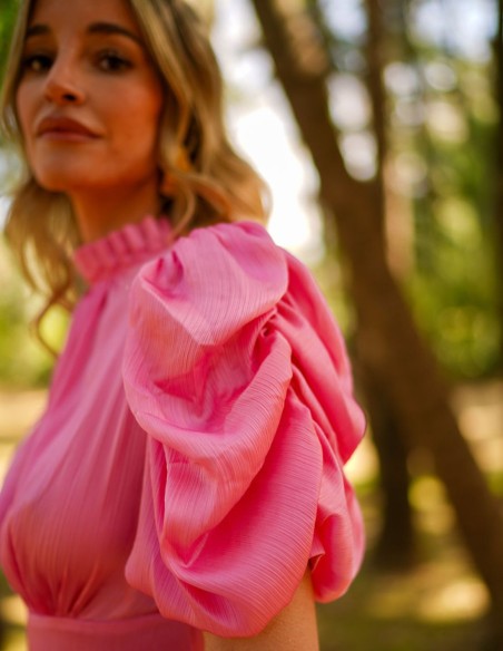 Robe de soirée midi plissée avec manches courtes bouffantes