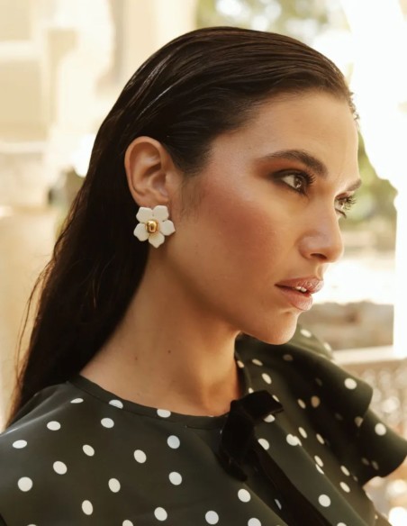 Acrylic party earrings with ceramic flower