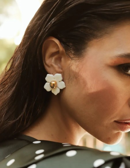 Boucles d'oreilles de fête en acrylique avec fleur en céramique