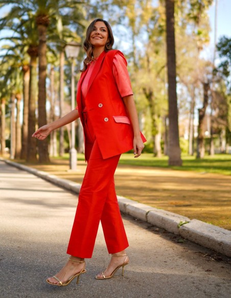 Chemisier de fête en satin avec manches bouffantes françaises