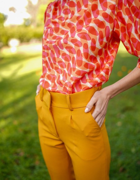 Party blouse with printed fabric and french sleeves