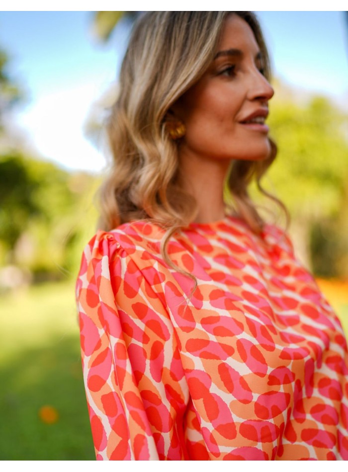 Chemisier de fête avec tissu imprimé et manches...