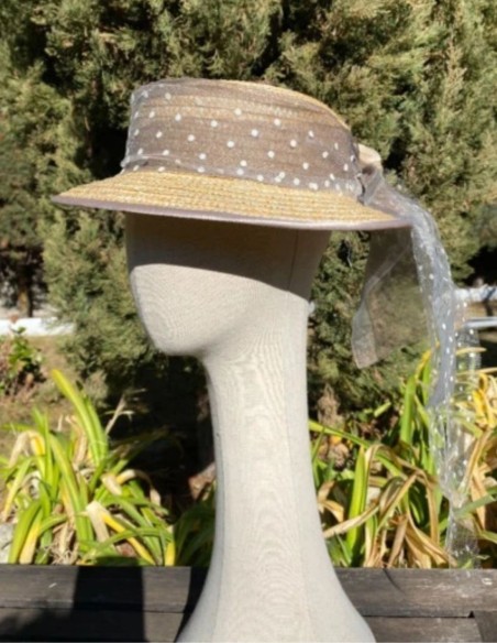 Canotier de novia con tul de plumeti