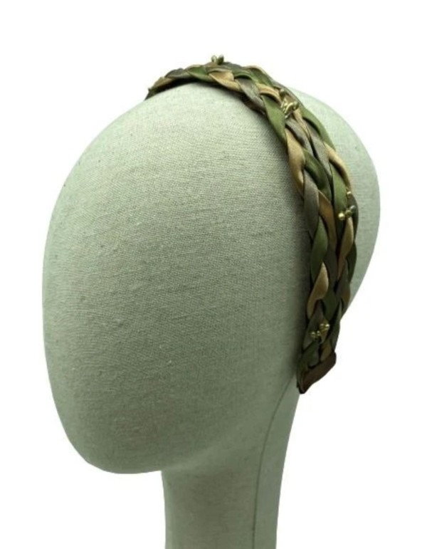 Serre-tête doublement tressé avec applications de bijoux...