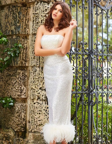 Robe de soirée midi sans bretelles avec paillettes et plumes