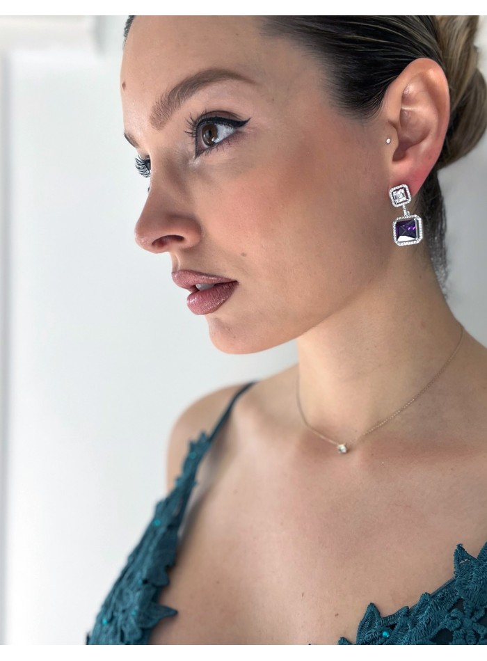 Boucle d'oreilles avec zircon et pierre...