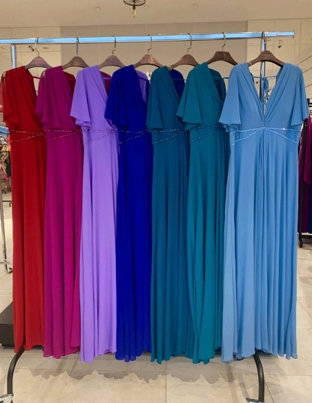 Robe longue de fête avec détails en strass et manches sans manches