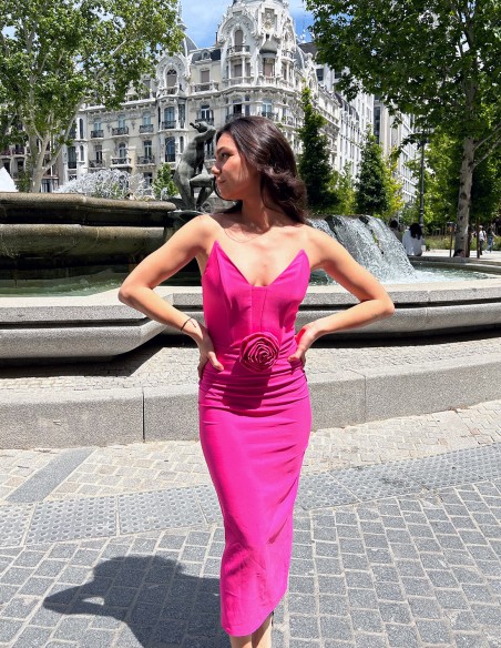 Strapless cocktail dress with 3D maxi flower