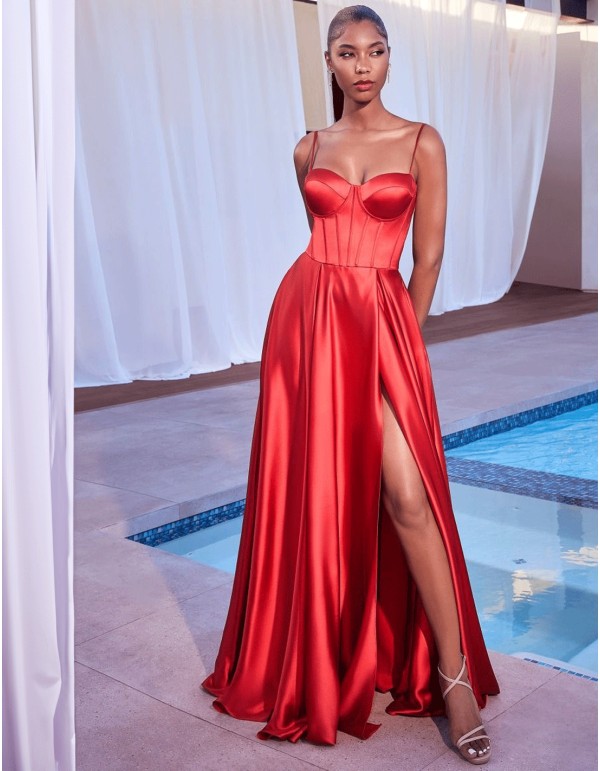 Robe longue satinée avec corsage