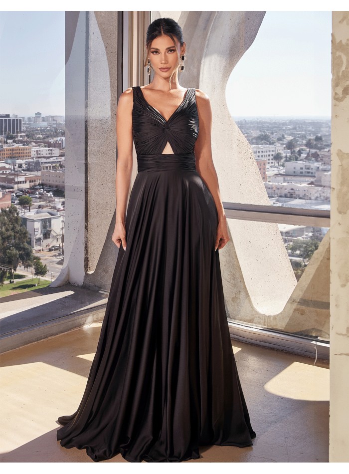 Robe longue de fête en satin avec encolure...