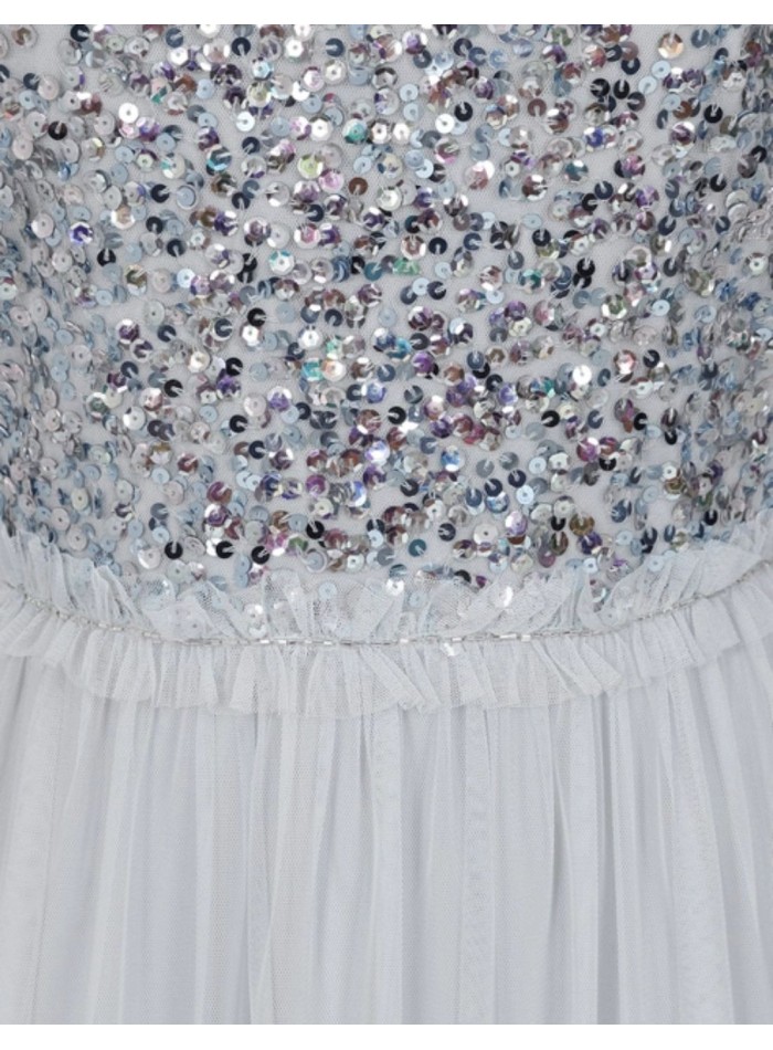 Robe de cocktail bleue en tulle brodé de sequins