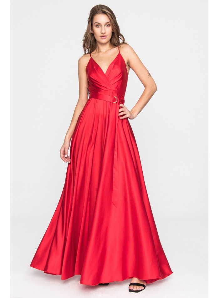 Long red party dress with spaghetti straps and...