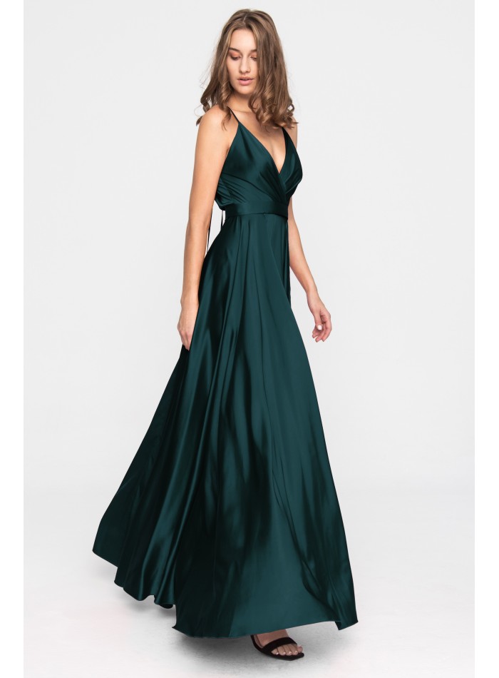 Robe longue de fête en satin avec fente dans la...