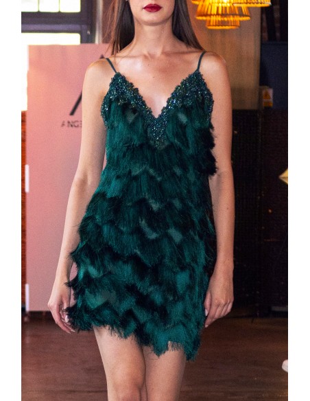 Robe de cocktail verte avec dentelle brodée et sequins